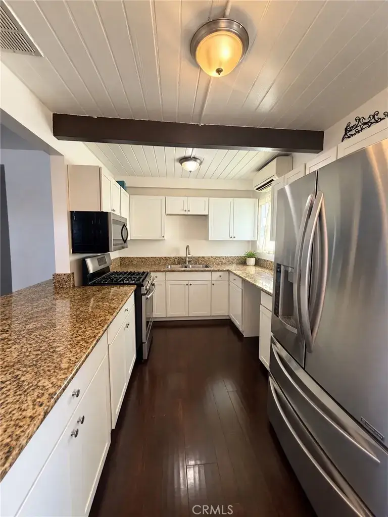 122 E De Anza Circle, Ontario, CA 91761 - #3
