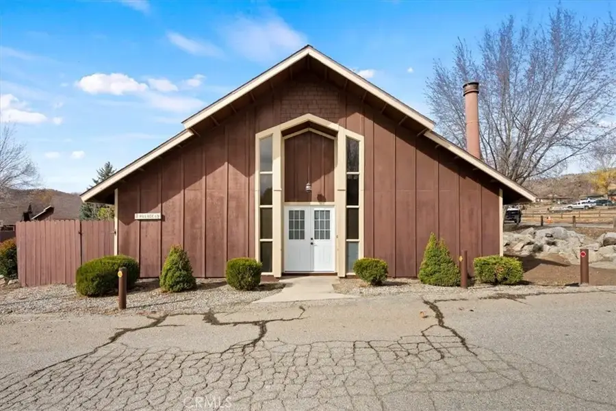 2 Village Lane, Tehachapi, CA 93561 - Image #2