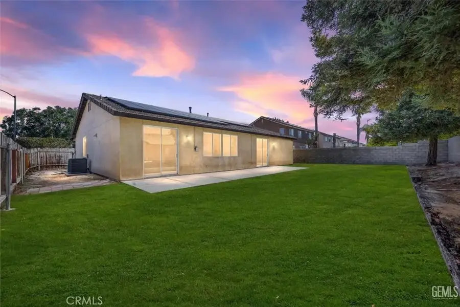 9509 Metropolitan Way, Bakersfield, CA 93311 - Image #2