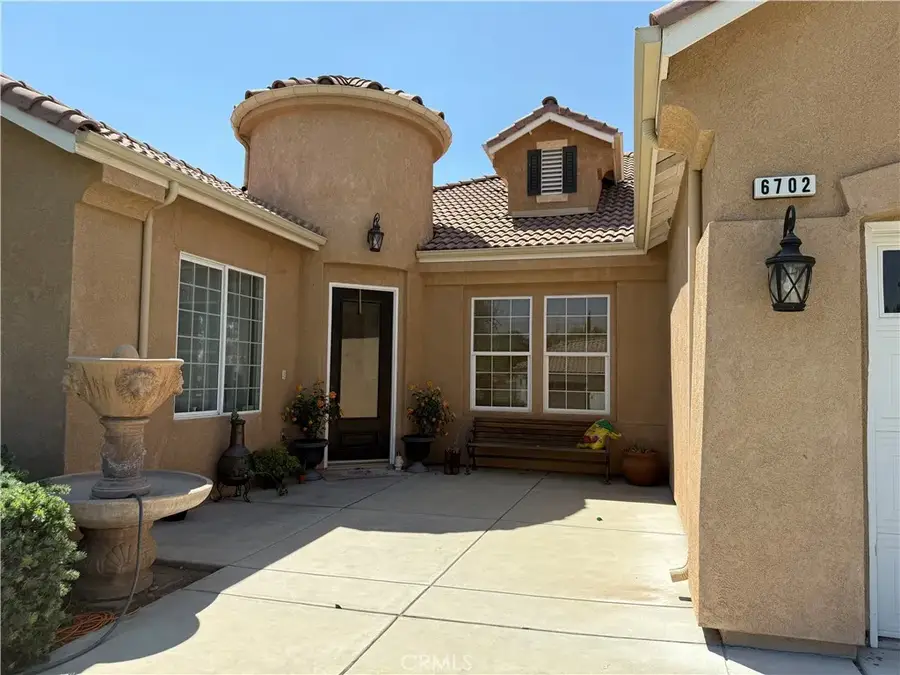 6702 Aretino Way, Bakersfield, CA 93306 - Image #2