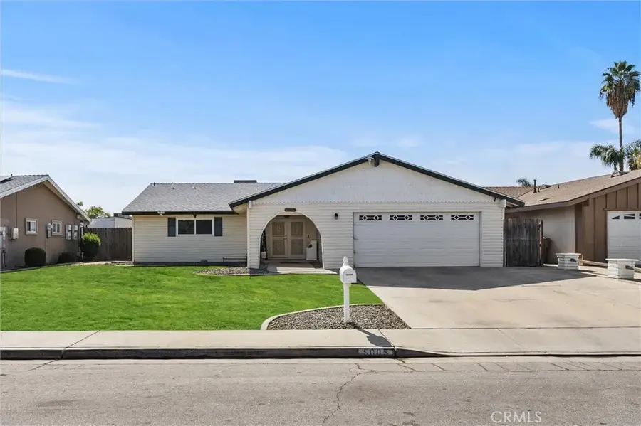 5005 Surrey Lane, Bakersfield, CA 93309 - Image #3