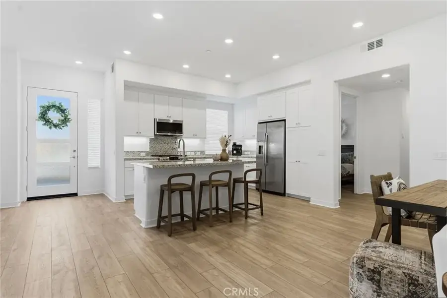 27410 N Merlin Place #101, Valencia, CA 91381 - Image #3