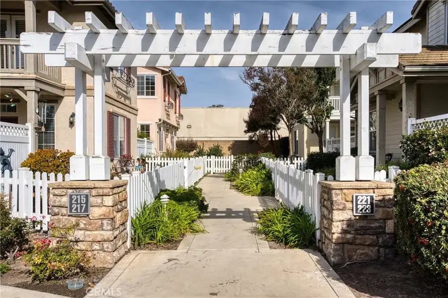 217 Gilea Court, Santa Maria, CA 93455 - Image #2