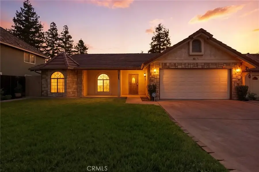 1845 E Evergreen Court, Visalia, CA 93292 - Image #2