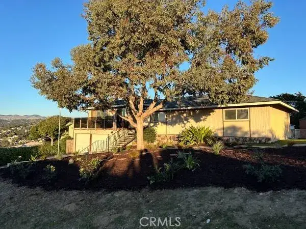 1566 Hillcrest, Arroyo Grande, CA 93420