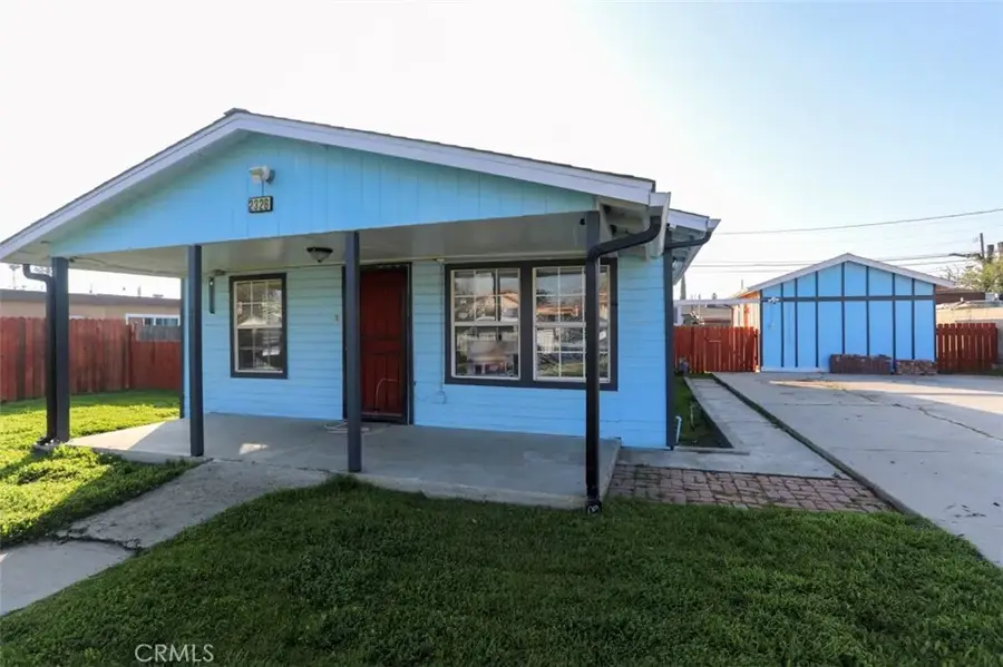 2326 Nelson, Bakersfield, CA 93305 - #2