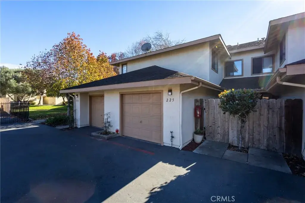 225 Village Circle, Lompoc, CA 93436 - Image #1