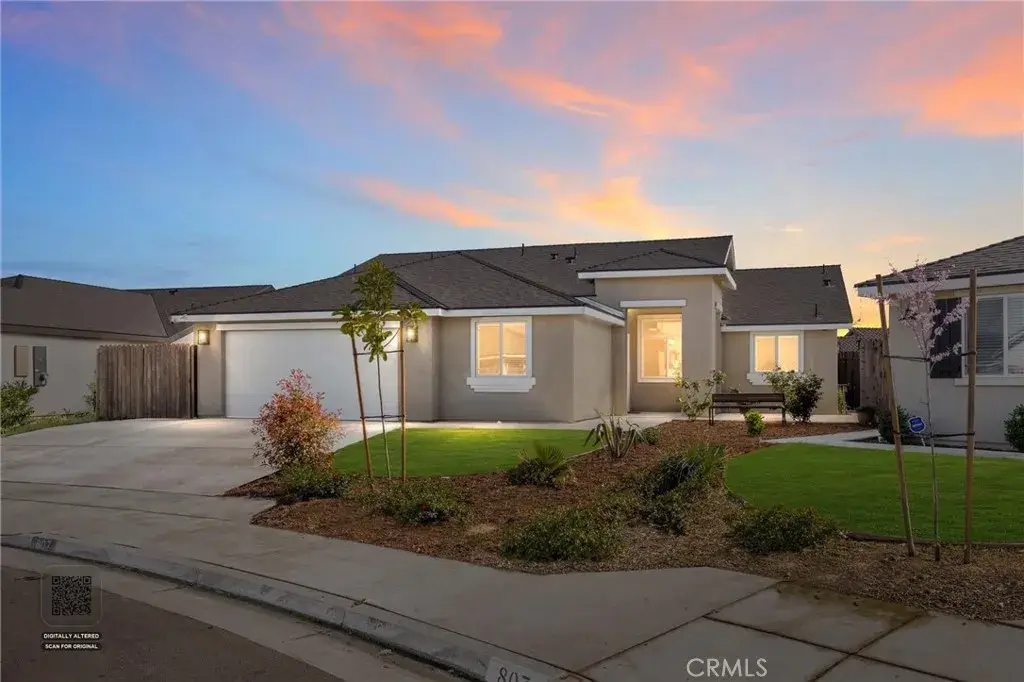807 Potts Point Way, Bakersfield, CA 93307 - #1