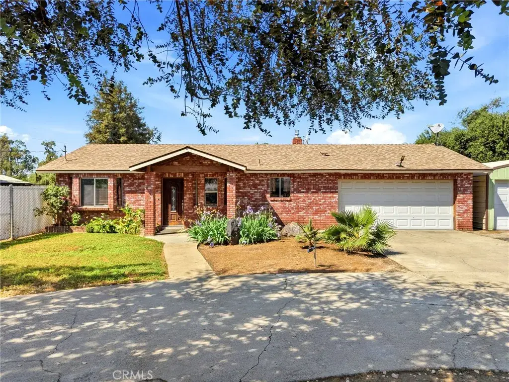 24053 Road 212, Lindsay, CA 93247 - #1