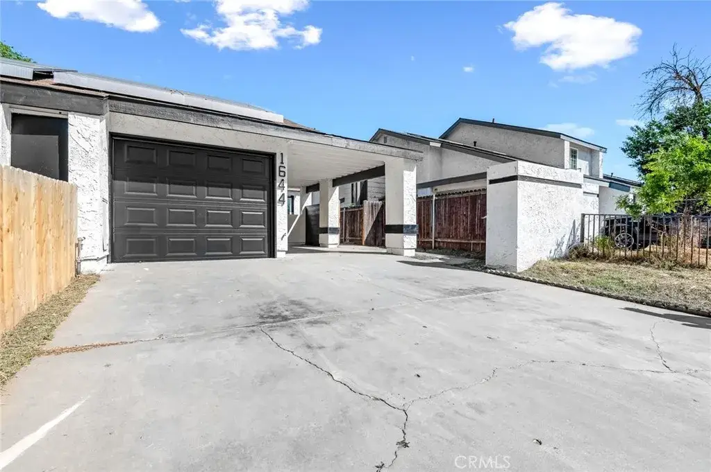1644 N Tipton, Visalia, CA 93292 - #1