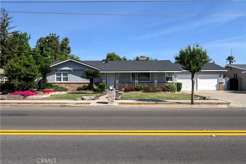 494 E Merritt Avenue, Tulare, CA 93274 - #1