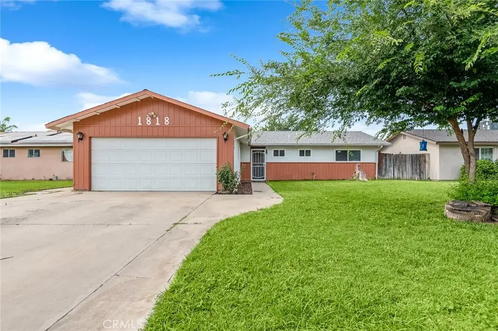 1818 W Buena Vista, Visalia, CA 93291 - #1