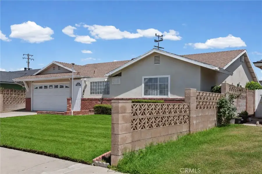 907 E Evergreen Ave, Santa Maria, CA 93454 - #2