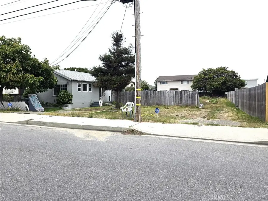 557 S 10th, Grover Beach, CA 93433 - #2