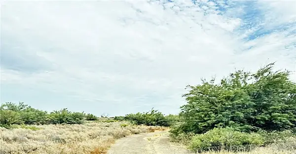 15 Kern River Canal, Buttonwillow, CA 93206