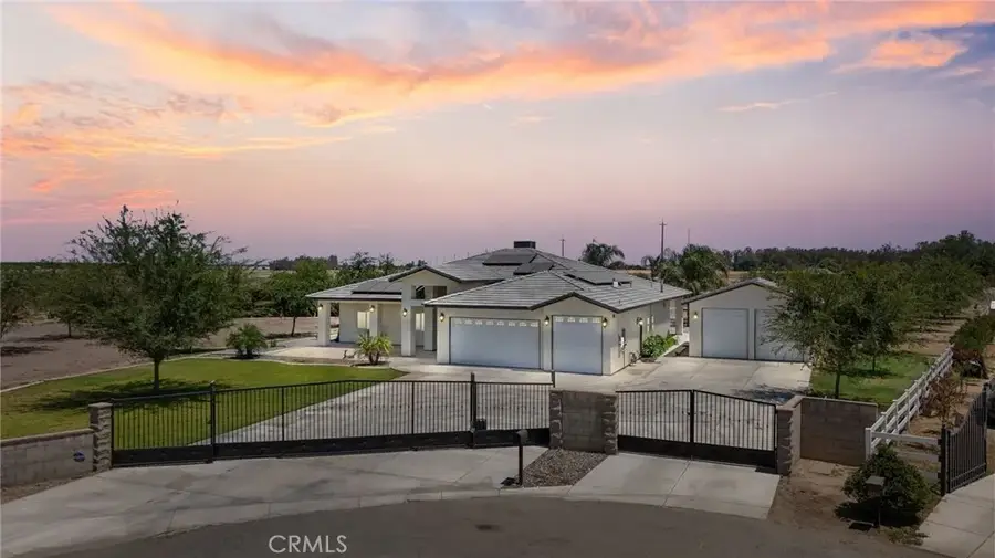 14111 Danbur, Bakersfield, CA 93311 - #2