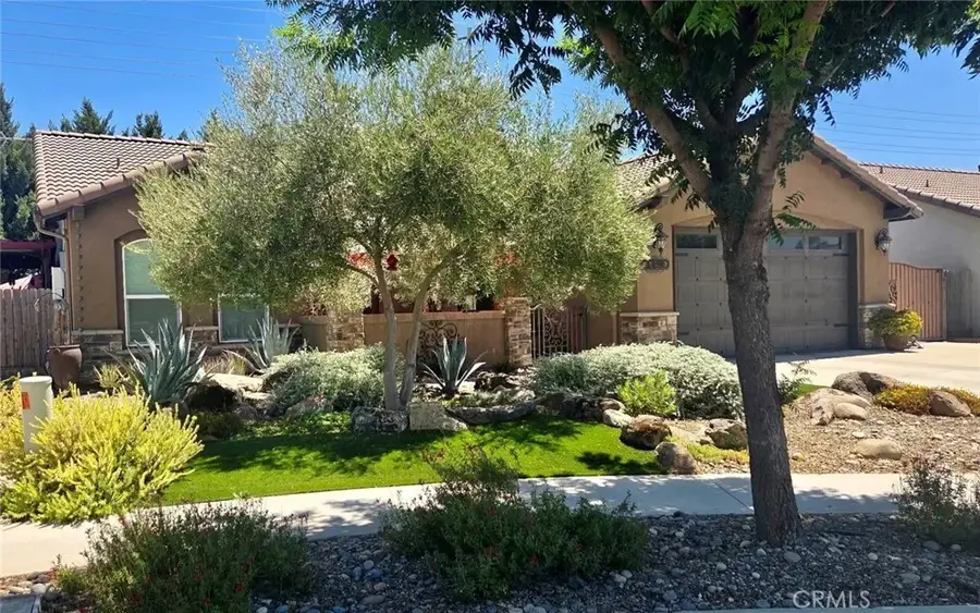 1490 Laredo Court, Tulare, CA 93274 - #2