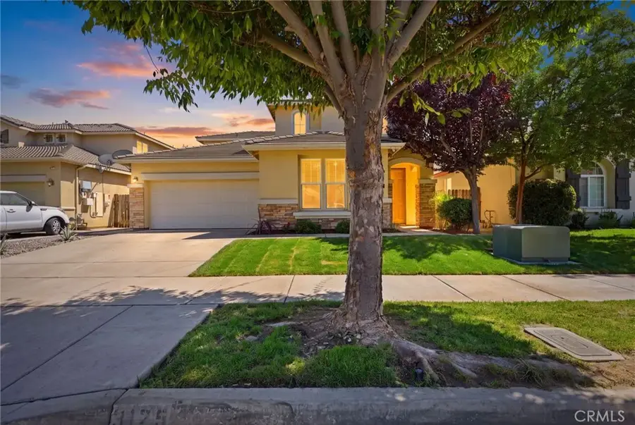 3125 W Delta, Visalia, CA 93291 - #3