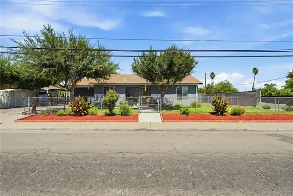 1208 South, Orange Cove, CA 93646
