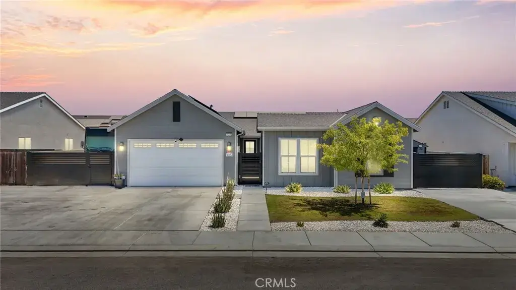 3204 Blue Creek, Shafter, CA 93263 - #1