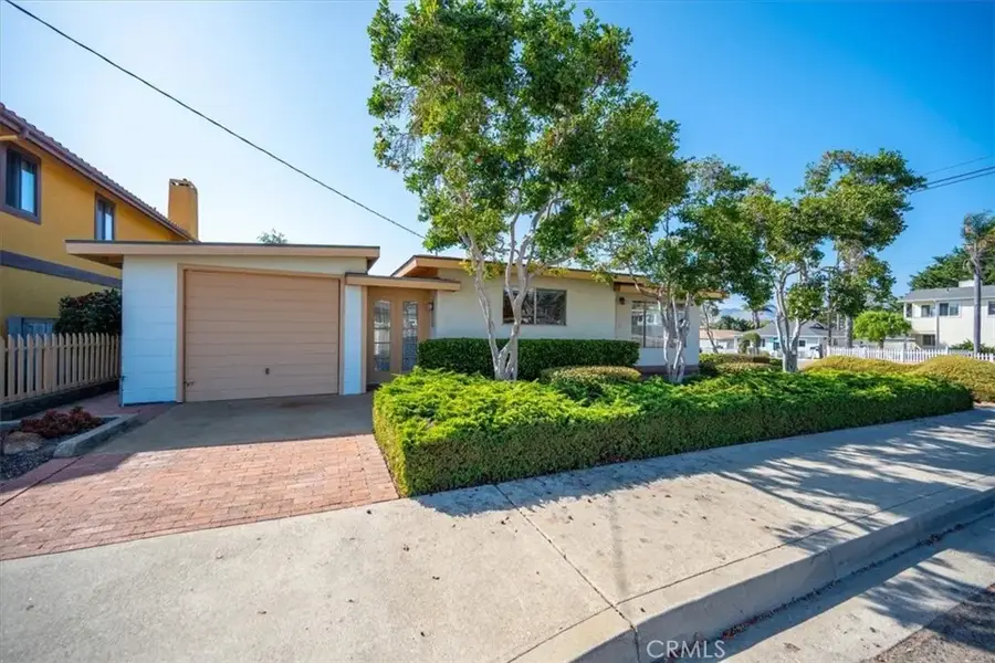 381 N 6th, Grover Beach, CA 93433 - #2