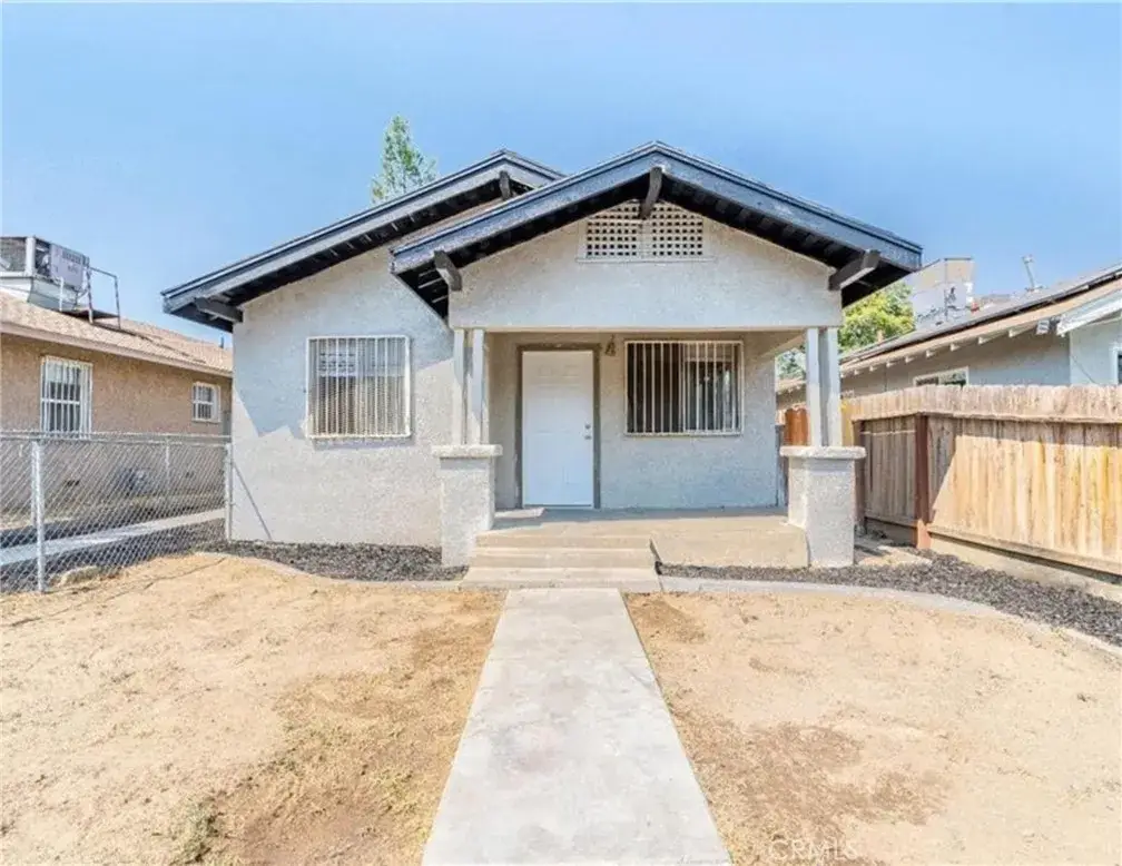 3137 E Townsend, Fresno, CA 93702 - #1