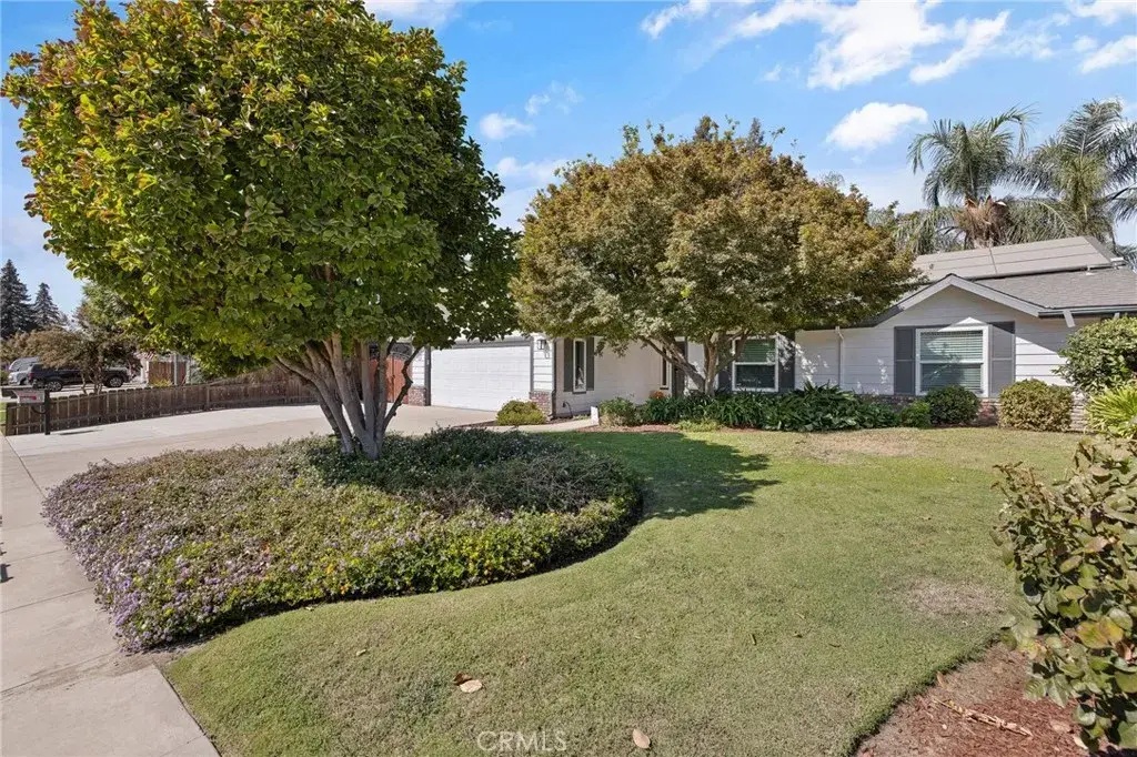2632 E Paradise, Visalia, CA 93292 - #1