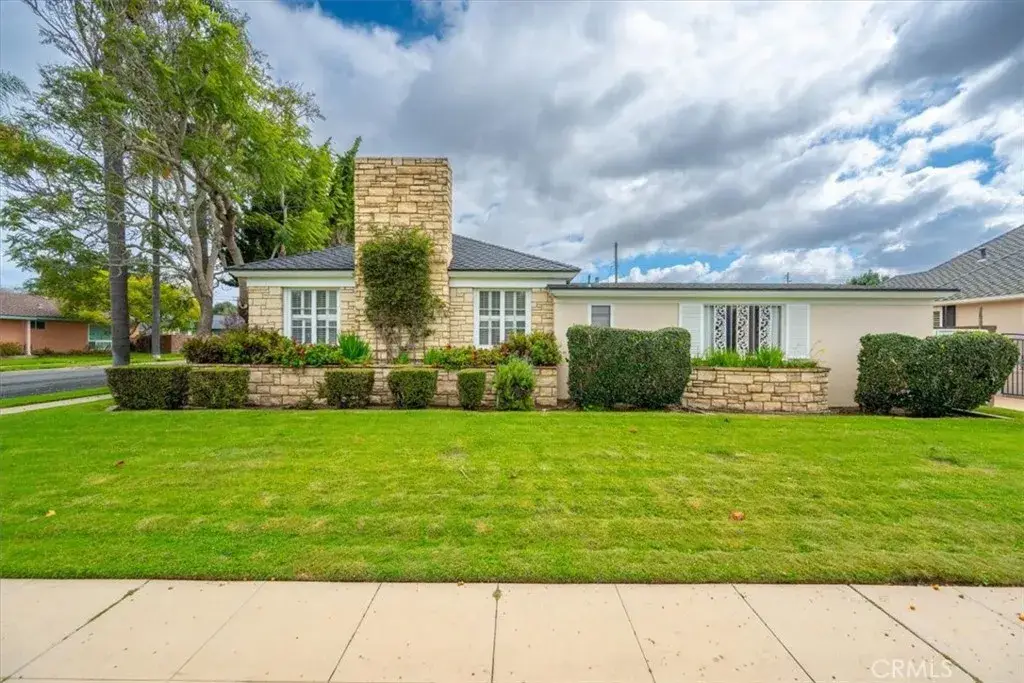 300 E Las Flores, Santa Maria, CA 93454 - #1