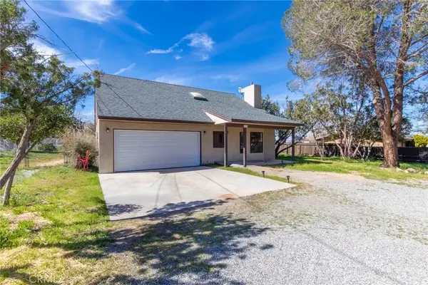 8878 Sabina, Hesperia, CA 92345