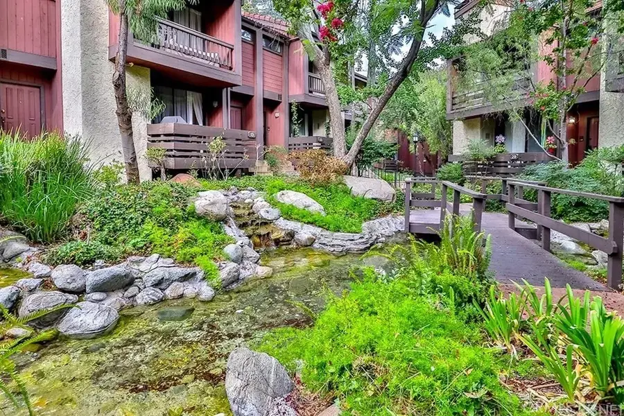 21931 Burbank #23, Woodland Hills, CA 91367 - #2