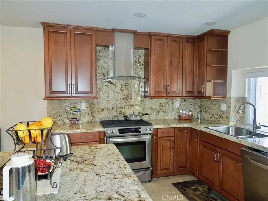 21931 Burbank #23, Woodland Hills, CA 91367 - #3