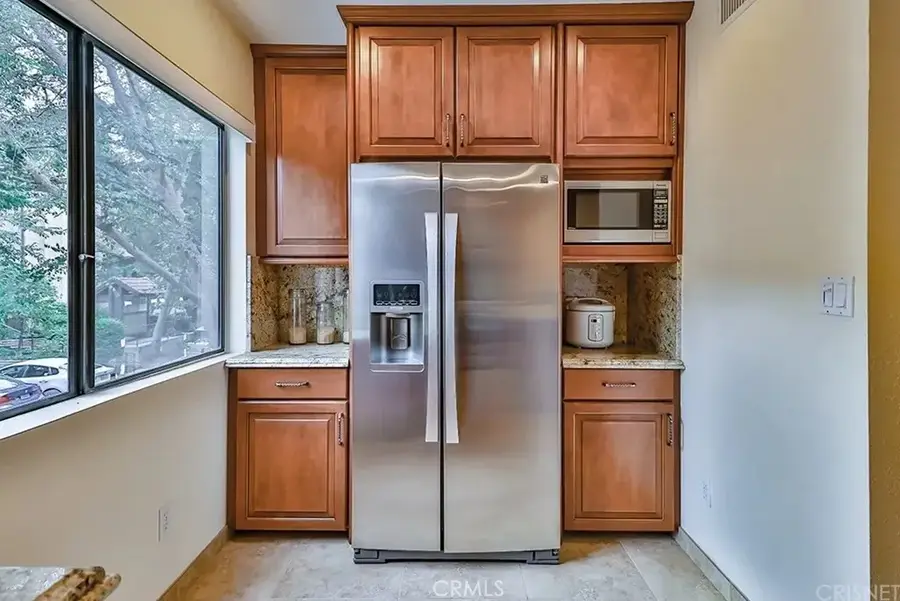 21931 Burbank #23, Woodland Hills, CA 91367 - #3