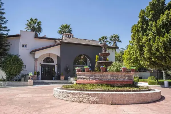 25 Paralelo 28, Outside Area (outside U.s.) Foreign Country, CA 21447