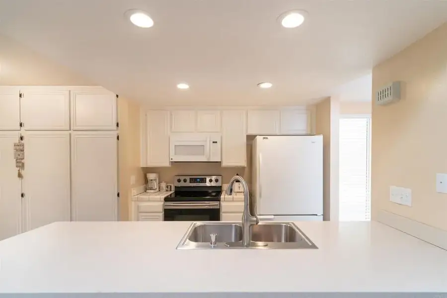 23691 Country Villa Rd, Ramona, CA 92065 - Image #3