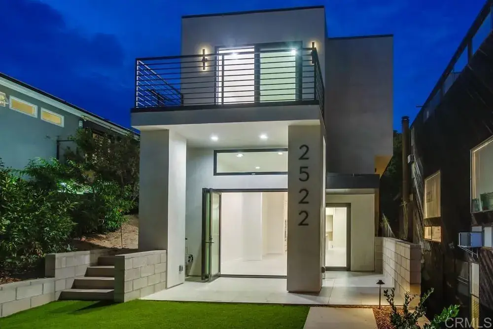 2522 Chalcedony St, San Diego, CA 92109 - Image #1