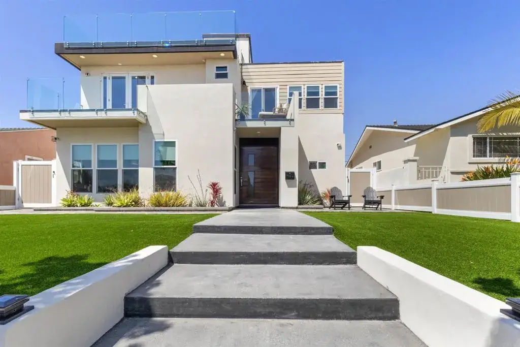 1270 Emerald Street, San Diego, CA 92109 - #1