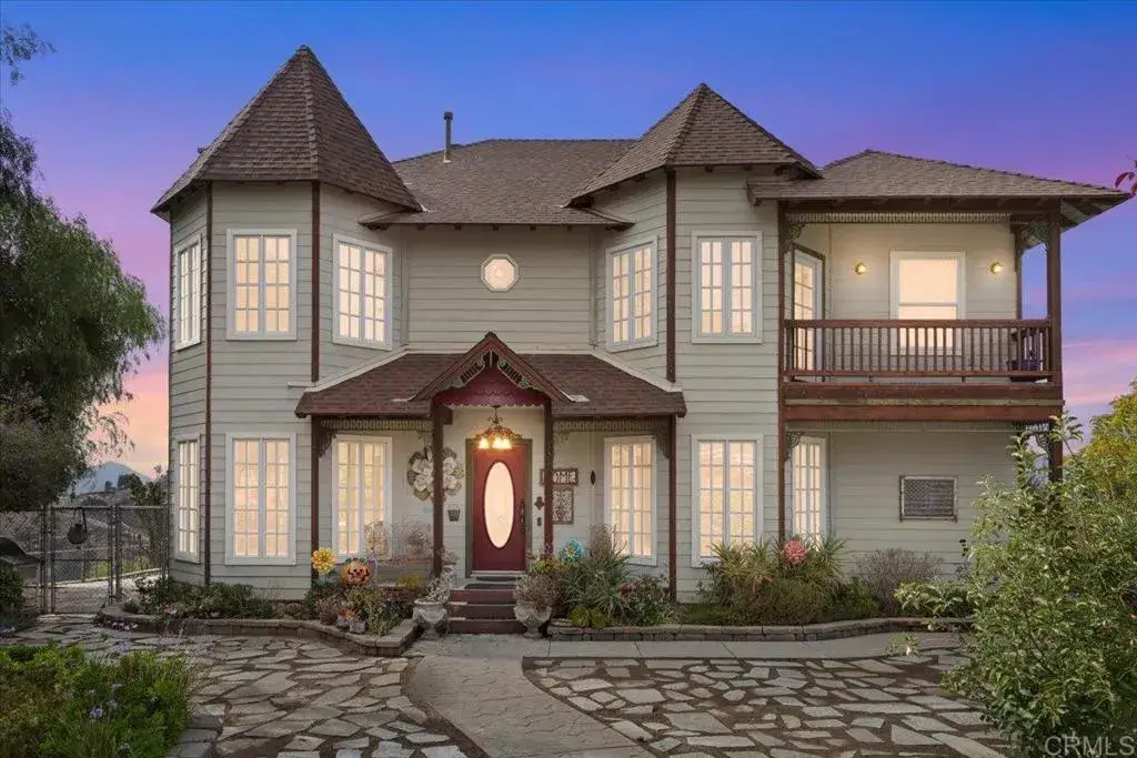 333 Salmon Road, Ramona, CA 92065 - Image #1