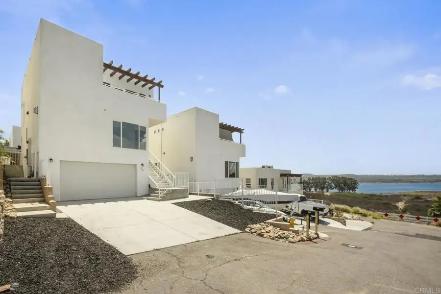 351 Maria Ave, Spring Valley, CA 91977 - Image #3