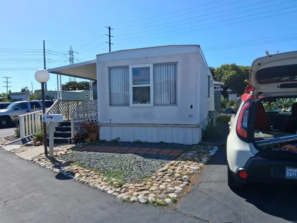 1425 2nd Ave. #5, Chula Vista, CA 91911 - Image #1