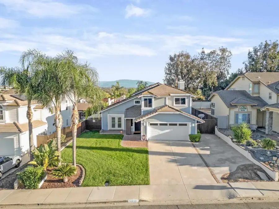 39646 Via Temprano, Murrieta, CA 92563 - Image #2