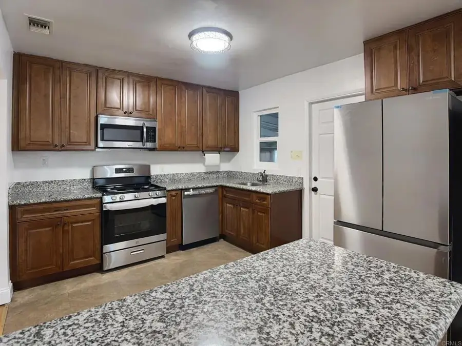 1117 Lorna Avenue, El Cajon, CA 92020 - Image #3