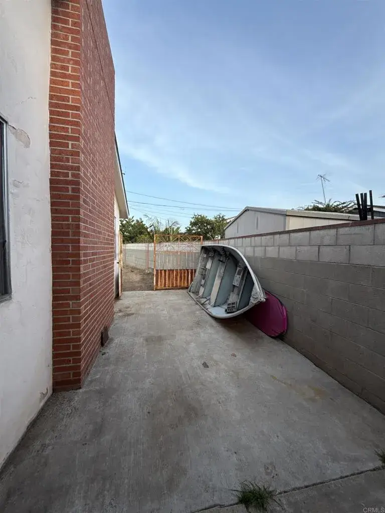 689 Garrett Avenue, Chula Vista, CA 91910 - Image #3