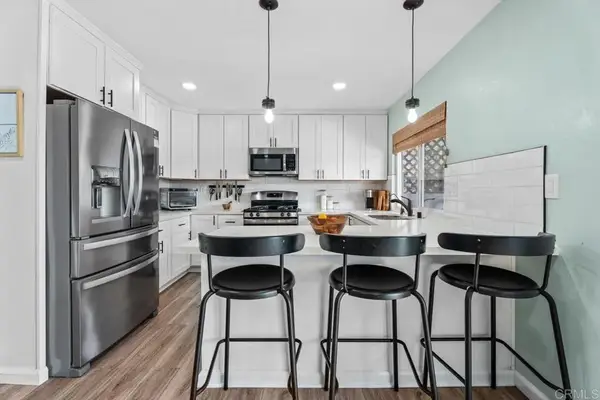 215 Henrietta Ct, San Diego, CA 92114