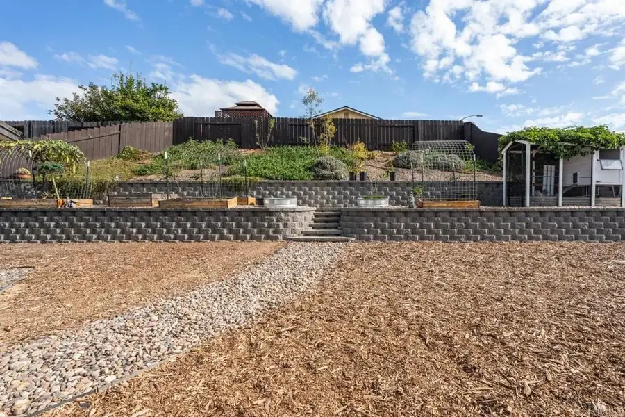 215 Henrietta Ct, San Diego, CA 92114 - Image #3