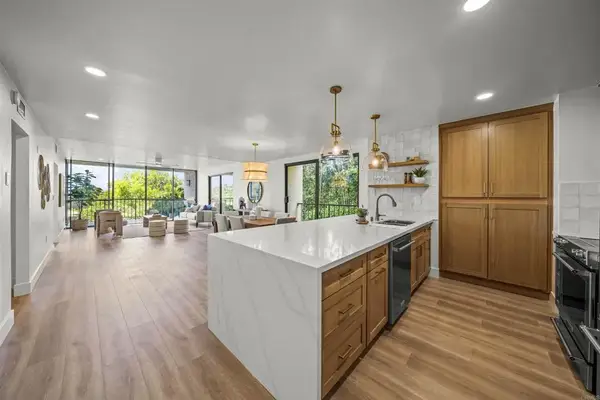 2500 Torrey Pines Road #305, La Jolla, CA 92037