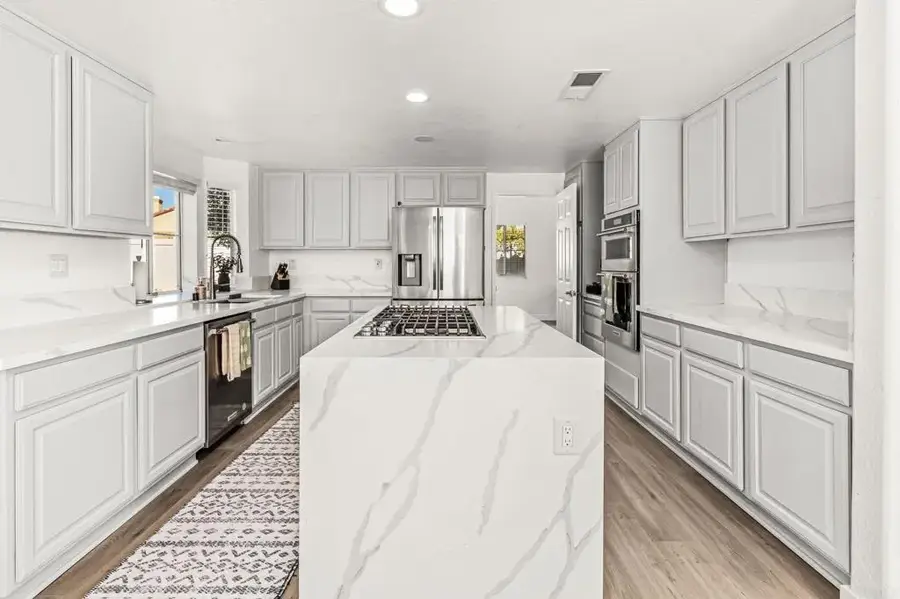 23843 Spring Branch Court, Murrieta, CA 92562 - Image #3