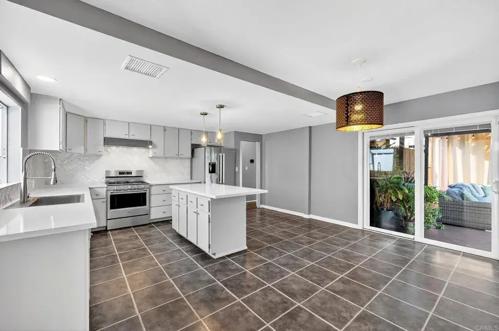 7680 Seneca Place, La Mesa, CA 91942 - Image #1