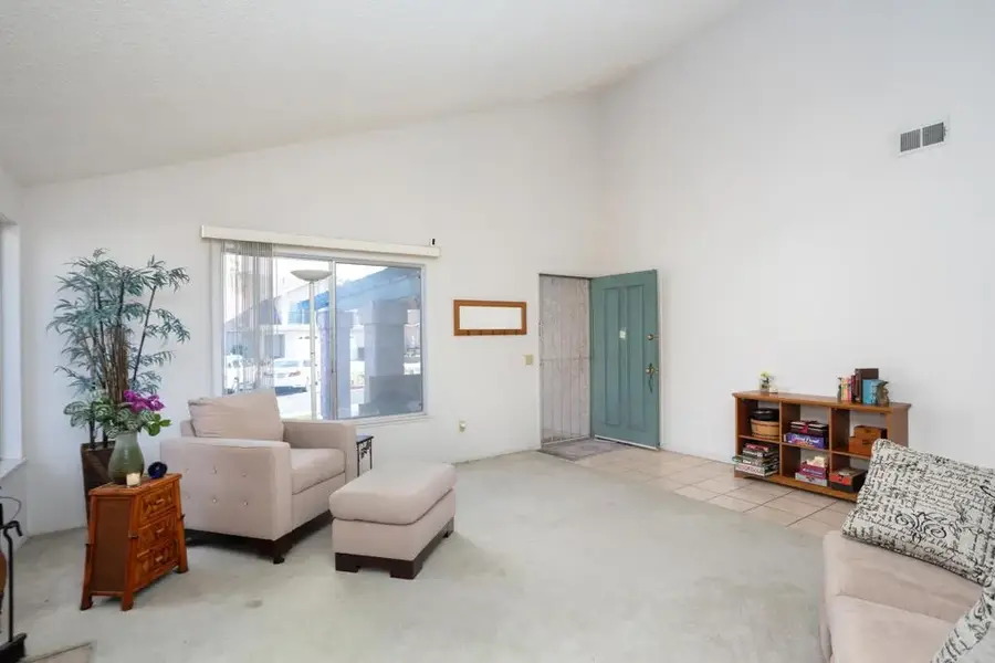 864 Crystal Creek Court, Chula Vista, CA 91910 - Image #2