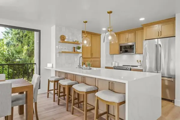 2500 Torrey Pines Rd #305, La Jolla, CA 92037