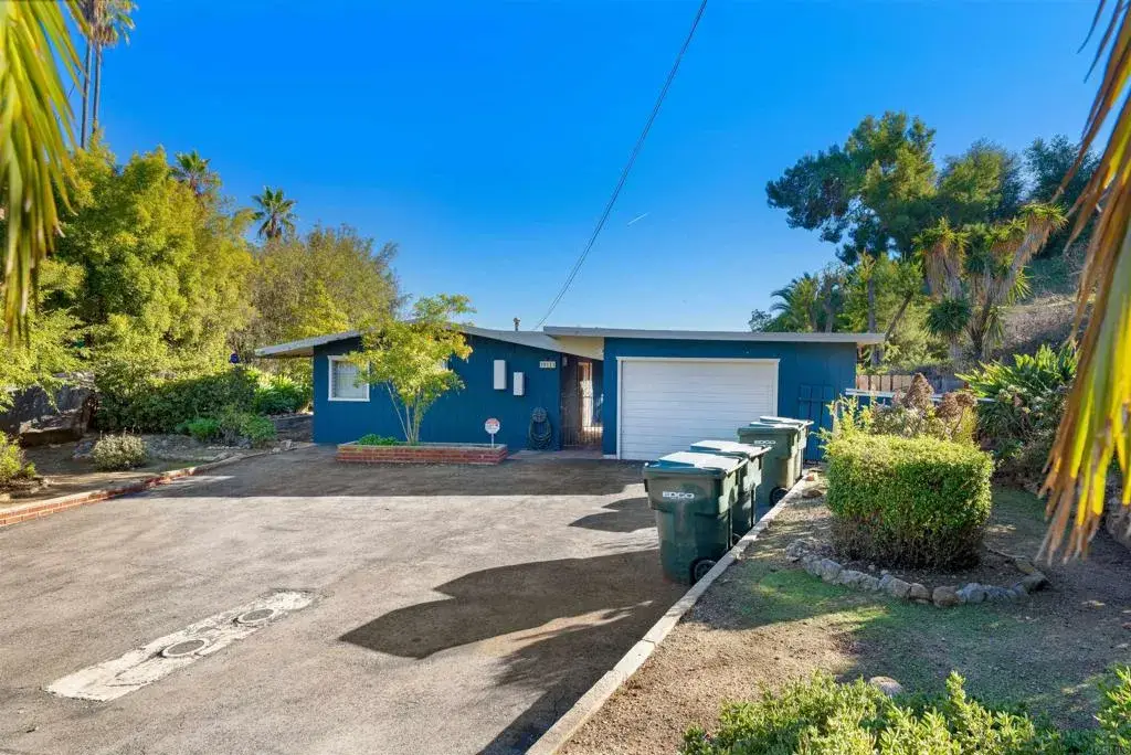 10111 Pinnacle Lane, La Mesa, CA 91941 - Image #1